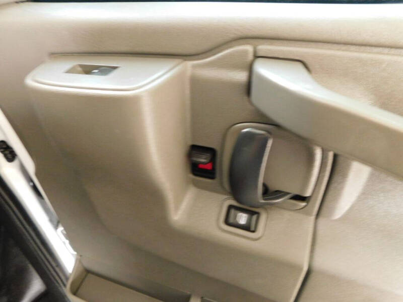 2020 Chevrolet Express LS 3500