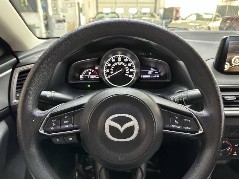 2017 Mazda MAZDA3 Sport