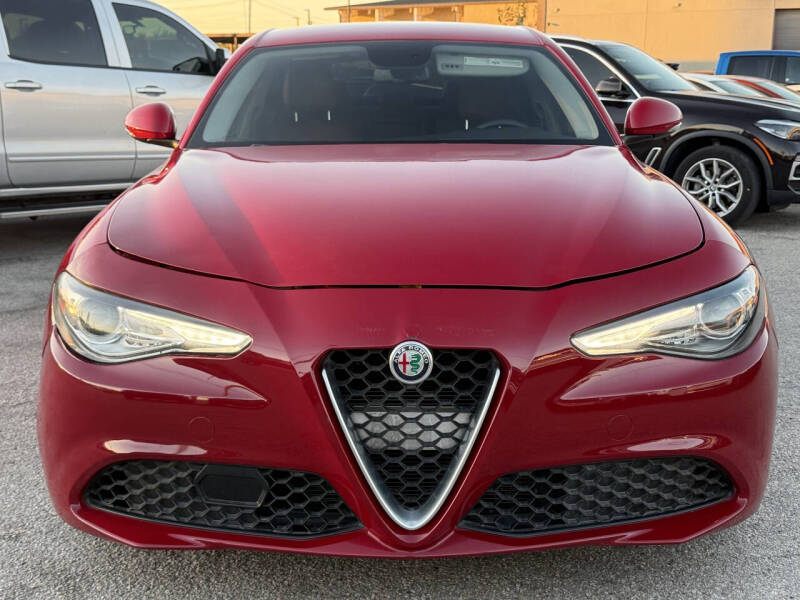 2019 Alfa Romeo Giulia Sport