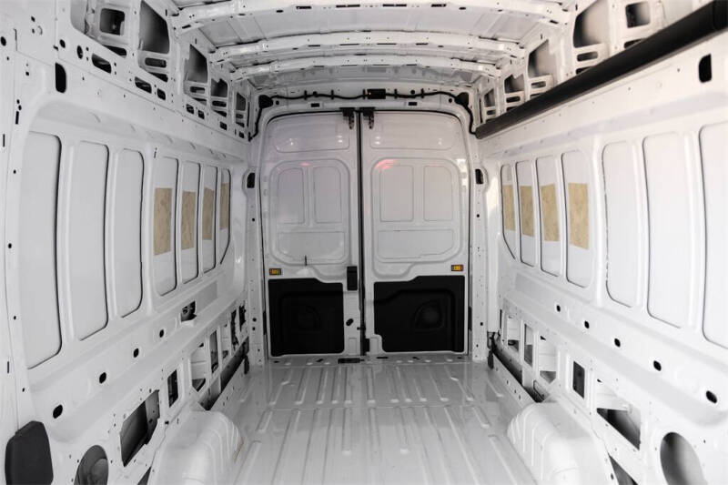 2022 Ford E-Transit 350