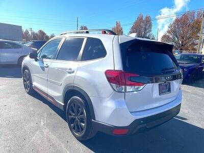 2022 Subaru Forester null photo 2