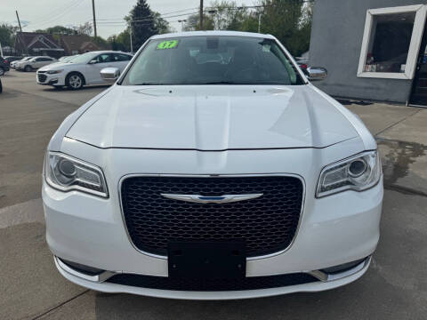 2017 Chrysler 300 C