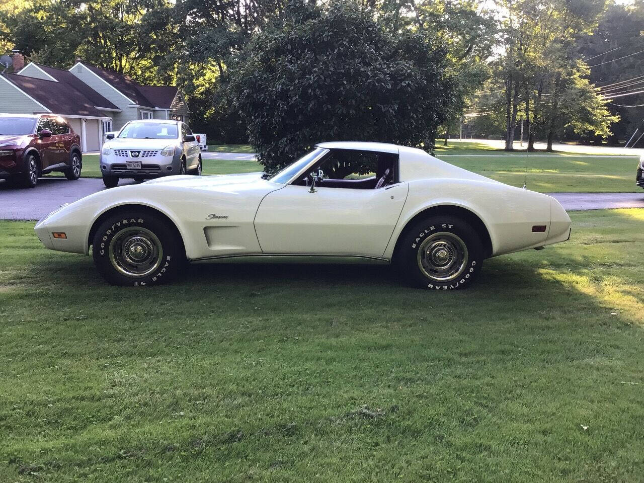 1975 Chevrolet Corvette 13