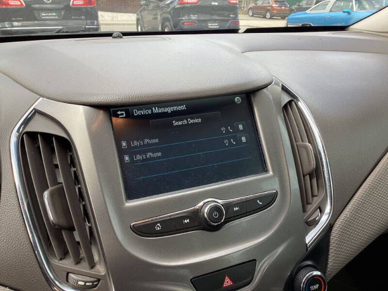 2018 Chevrolet Cruze LT Auto