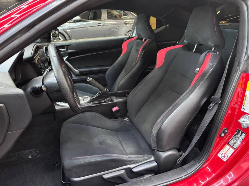 2013 Scion FR-S