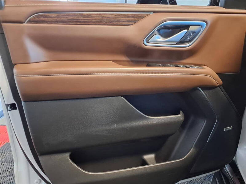 2022 Chevrolet Suburban High Country