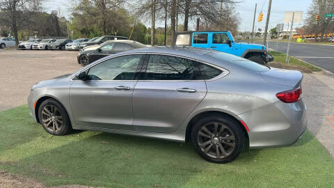 2016 Chrysler 200