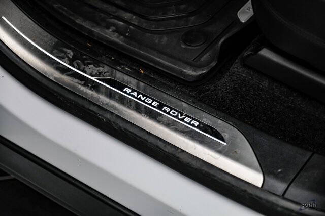 2024 Land Rover Range Rover P400 SE