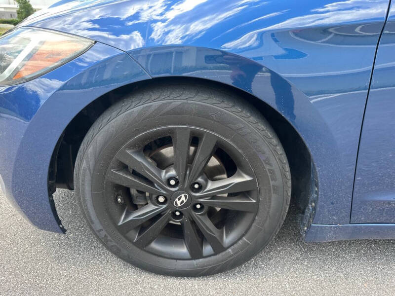 2018 Hyundai Elantra