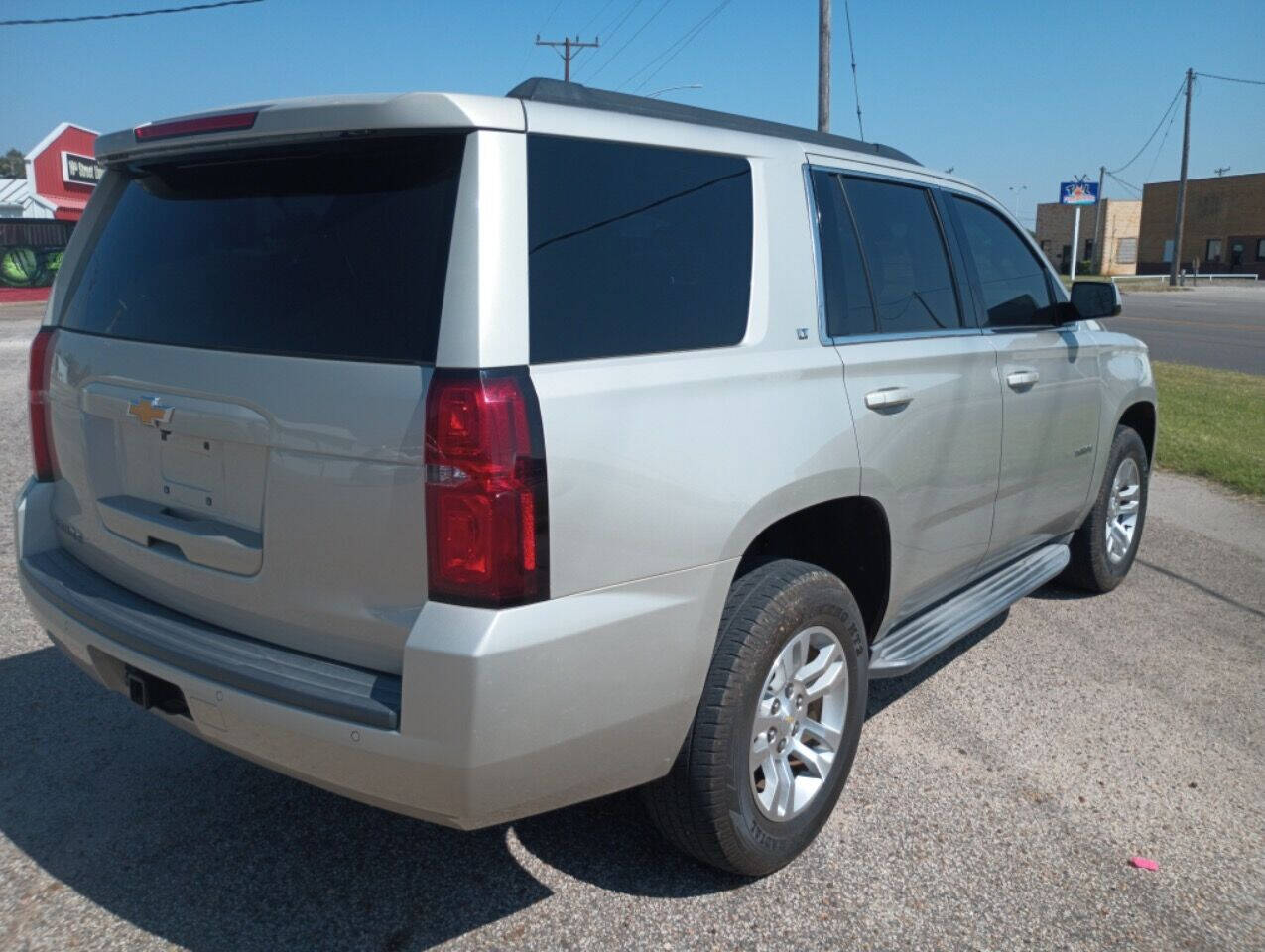 2015 Chevrolet Tahoe for sale at Dubb's Motors LLC in Great Bend, KS