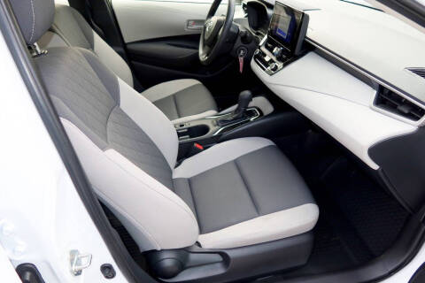 2025 Toyota Corolla Hybrid LE