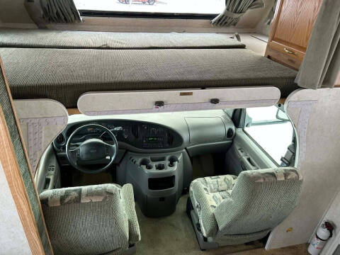 2001 Ford E-Series E-450 SD