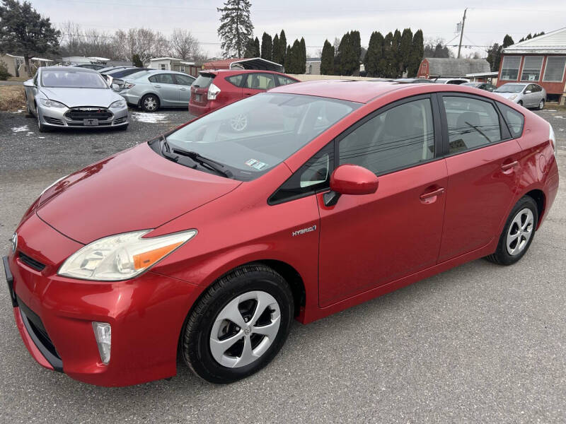 2012 Toyota Prius Two's photo