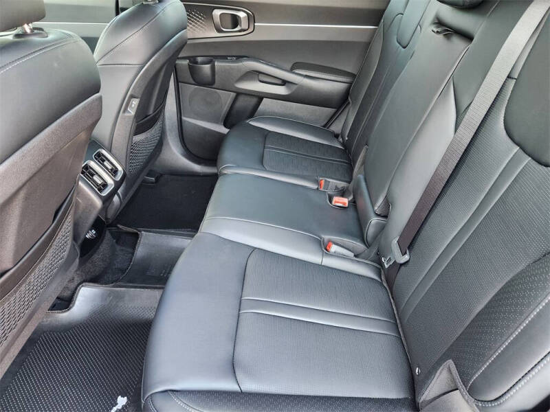 2026 Kia Sorento Hybrid EX