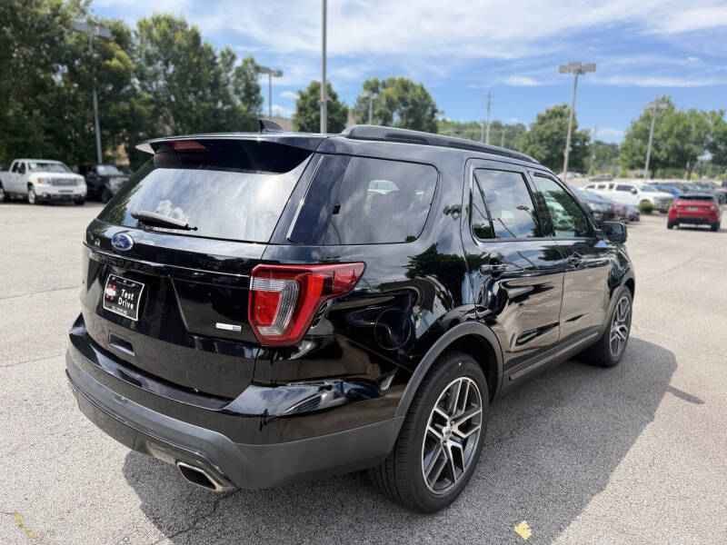 2016 Ford Explorer Sport