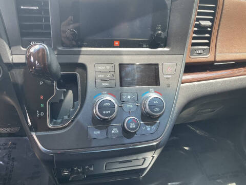 2015 Toyota Sienna Limited 7-Passenger