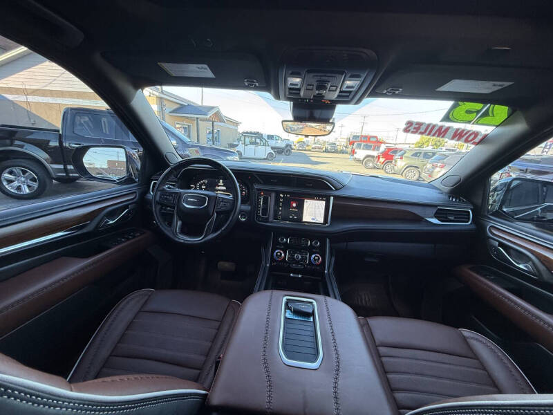 2023 GMC Yukon Denali Ultimate