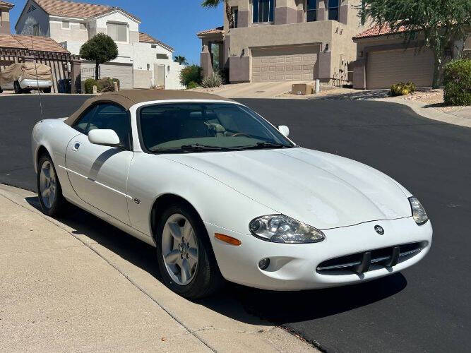 1999 Jaguar XK8