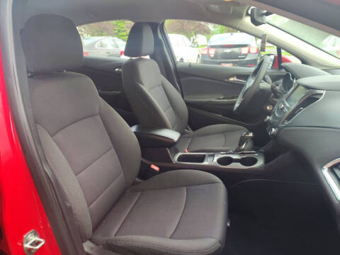 2017 Chevrolet Cruze LT Auto