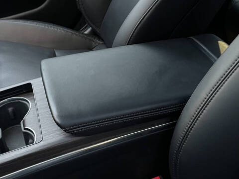 2023 Tesla Model S Standard Range