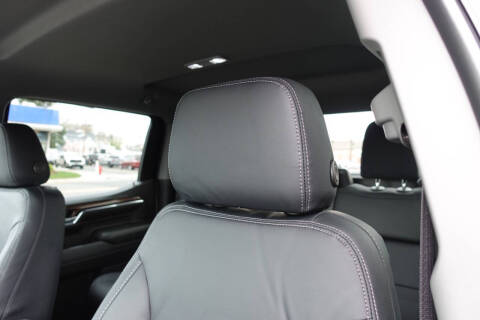 2024 GMC Sierra 1500 Elevation Standard