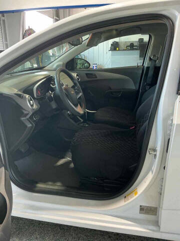 2017 Chevrolet Sonic LT Auto Fleet