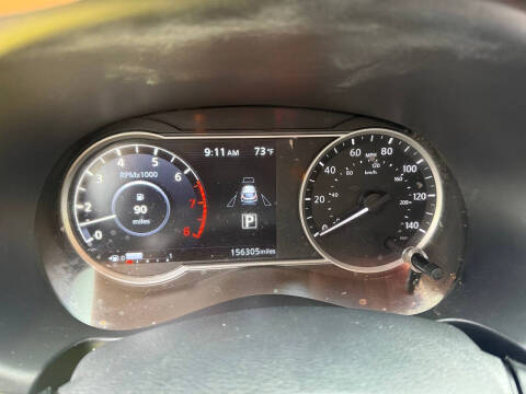 2019 Nissan Kicks SR