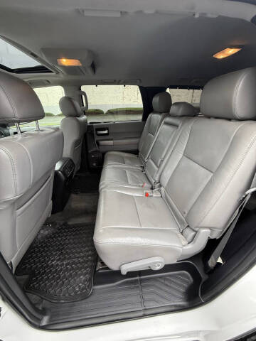 2012 Toyota Sequoia Limited