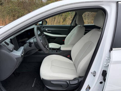 2025 Hyundai Sonata SE