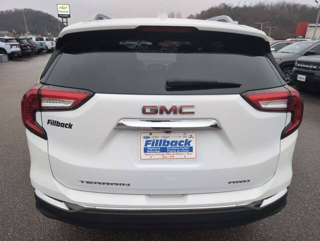 2023 GMC Terrain SLT