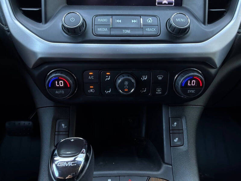 2018 GMC Acadia SLE-2