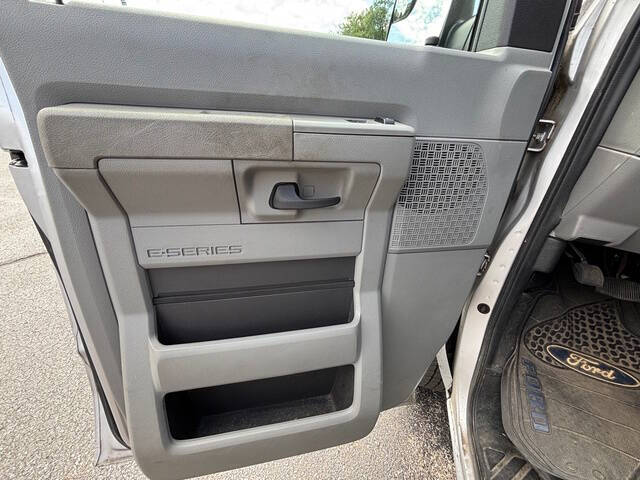 2014 Ford E-Series E-250