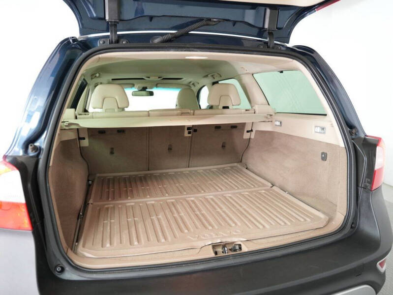 2011 Volvo XC70 3.2