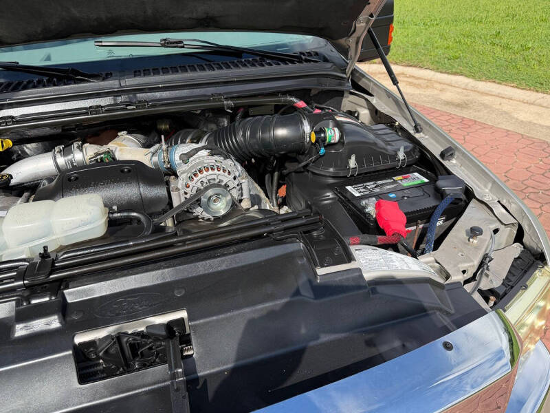 2002 Ford Excursion XLT