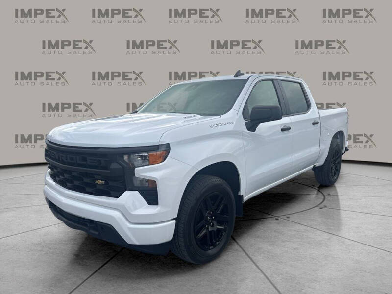 2025 Chevrolet Silverado 1500 Custom