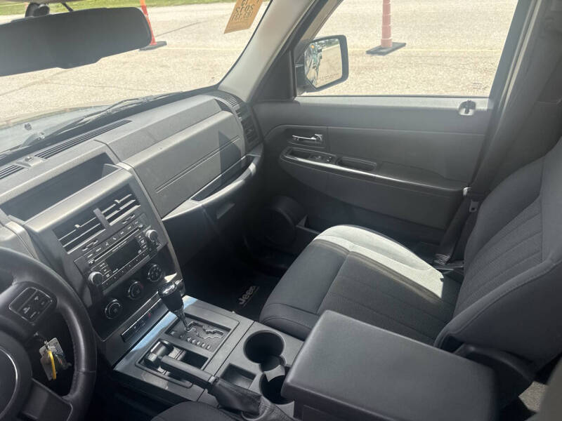 2012 Jeep Liberty Arctic