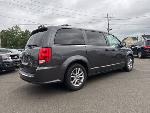 2020 Dodge Grand Caravan SXT