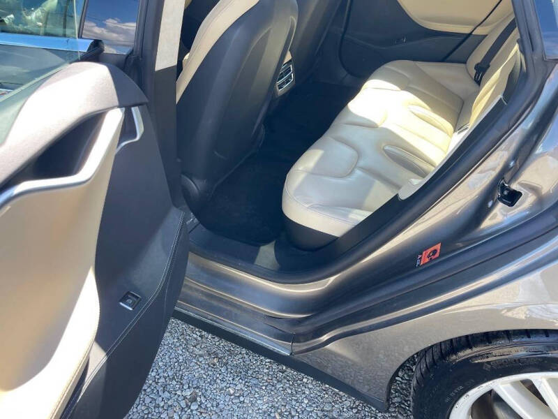 2015 Tesla Model S P85D
