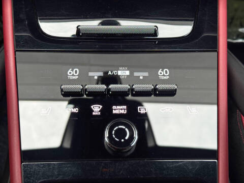 2024 Porsche Cayenne