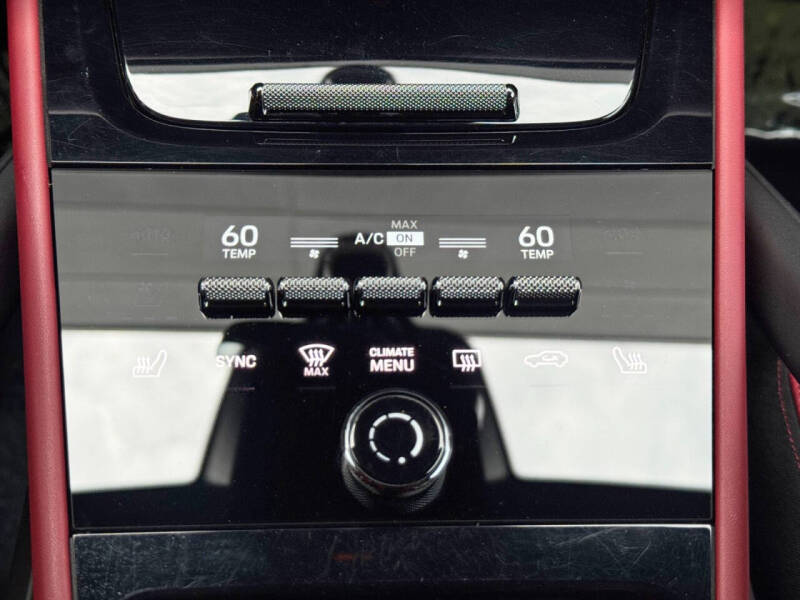 2024 Porsche Cayenne