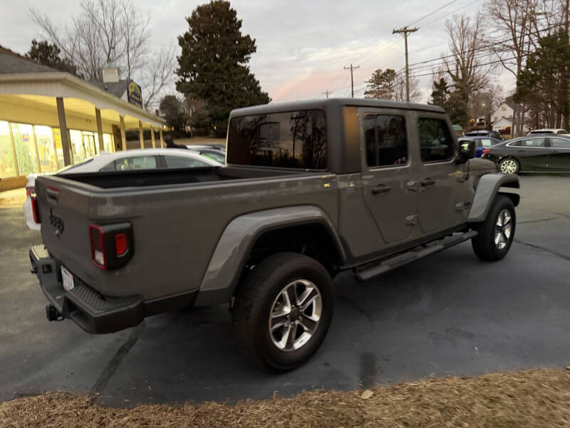 2020 Jeep Gladiator Sport