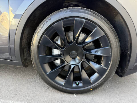 2024 Tesla Model Y Long Range