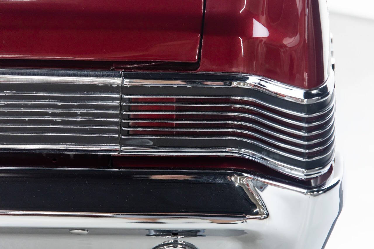 1965 Pontiac GTO 23