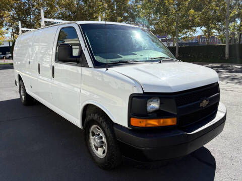 2017 Chevrolet Express 2500