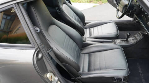 1991 Porsche 911 Carrera 2