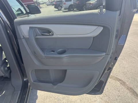 2013 Chevrolet Traverse LS