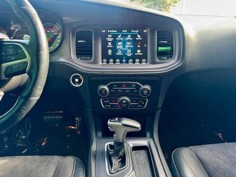 2017 Dodge Charger R/T Scat Pack