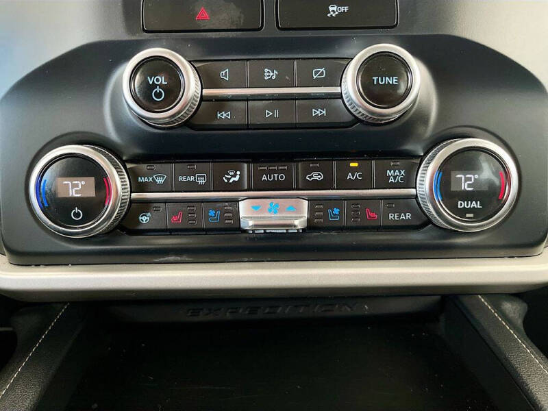 2023 Ford Expedition XLT