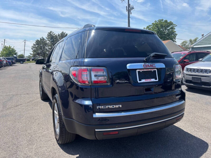 2015 GMC Acadia SLE-2