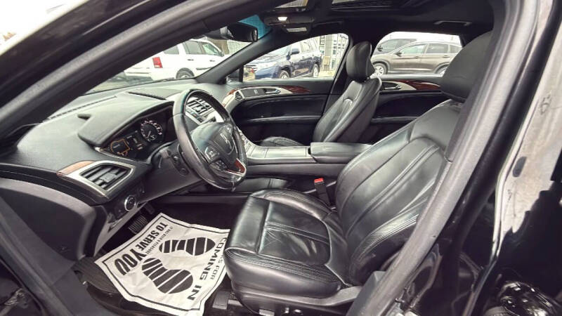 2017 Lincoln MKZ Select